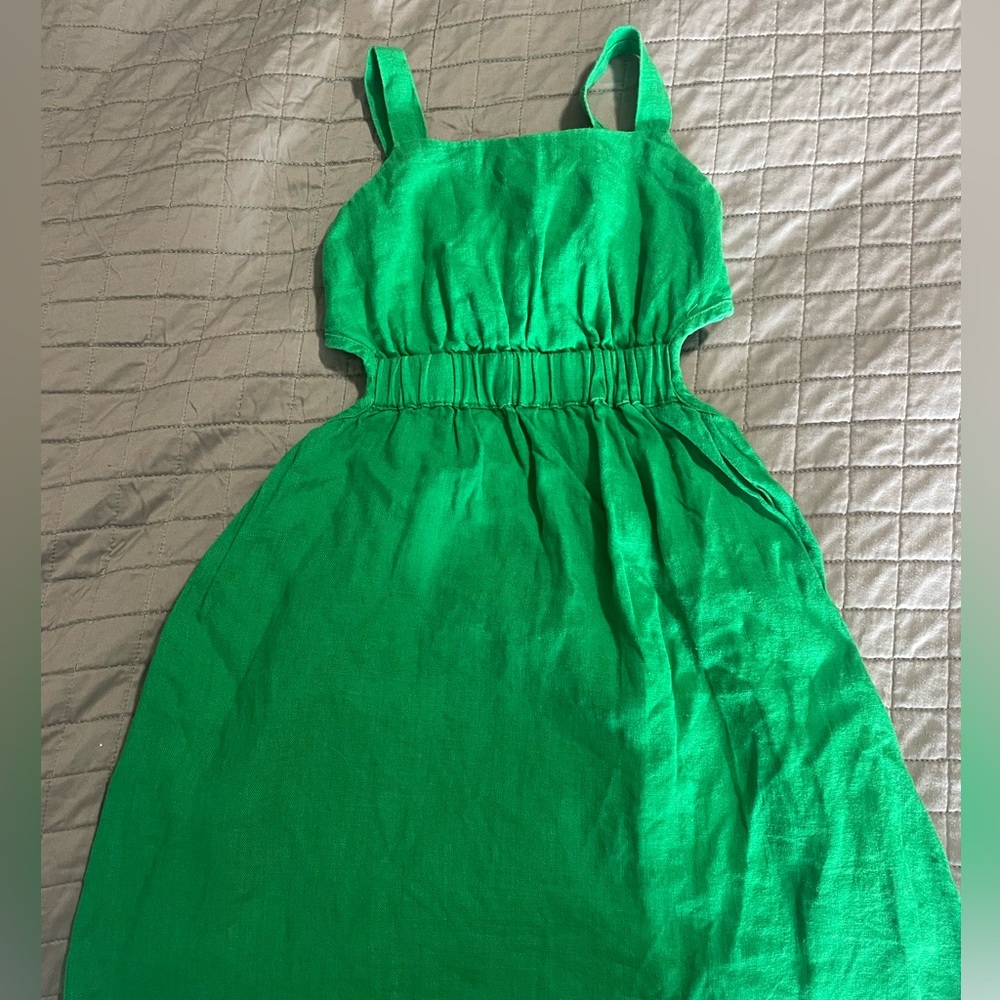 Zara Girl Size 6 cutout open back green linen dress